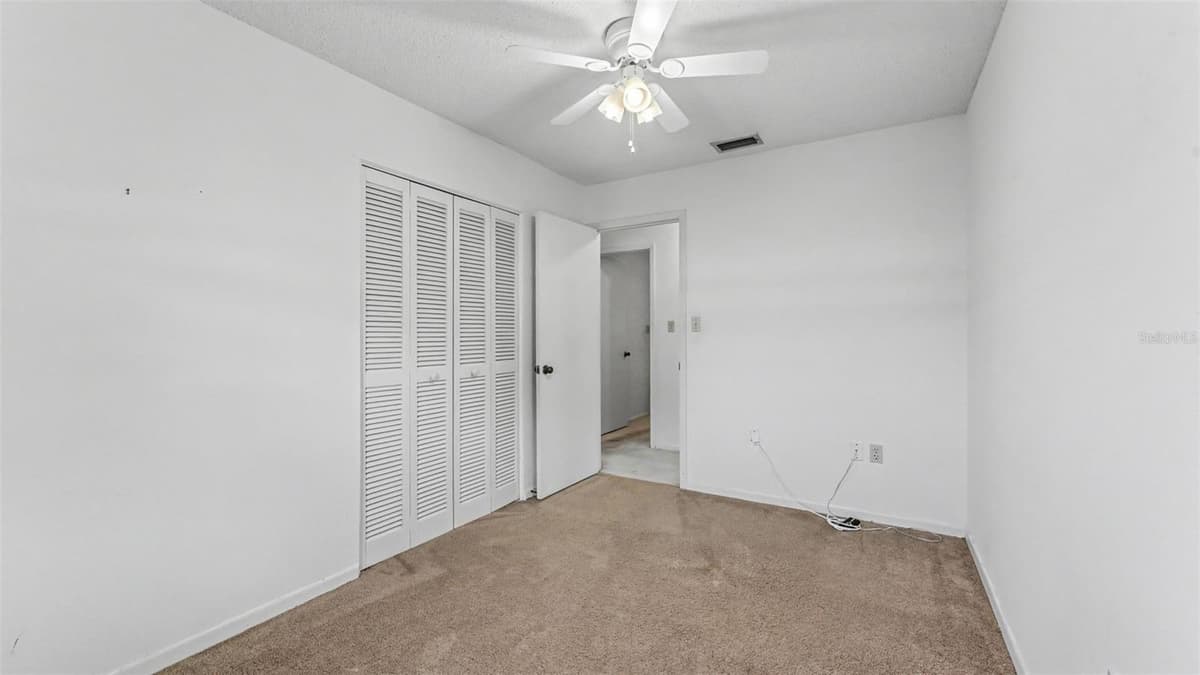 1050 BEARCREEK DRIVE — photo 20 of 34