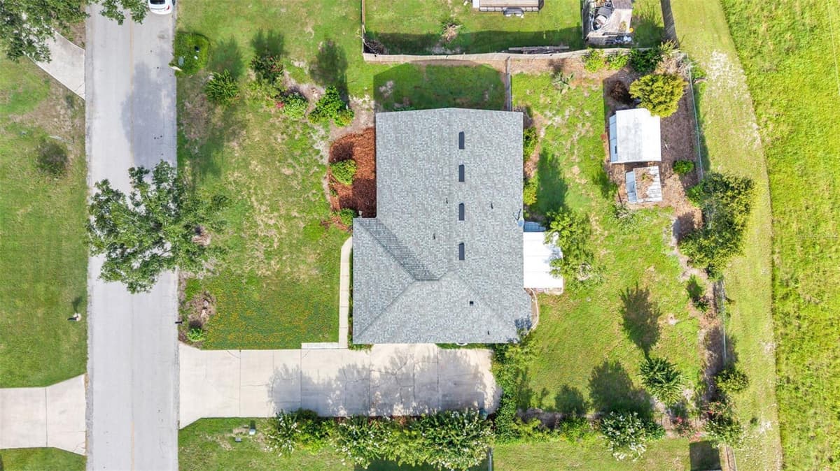 1050 BEARCREEK DRIVE — photo 32 of 34
