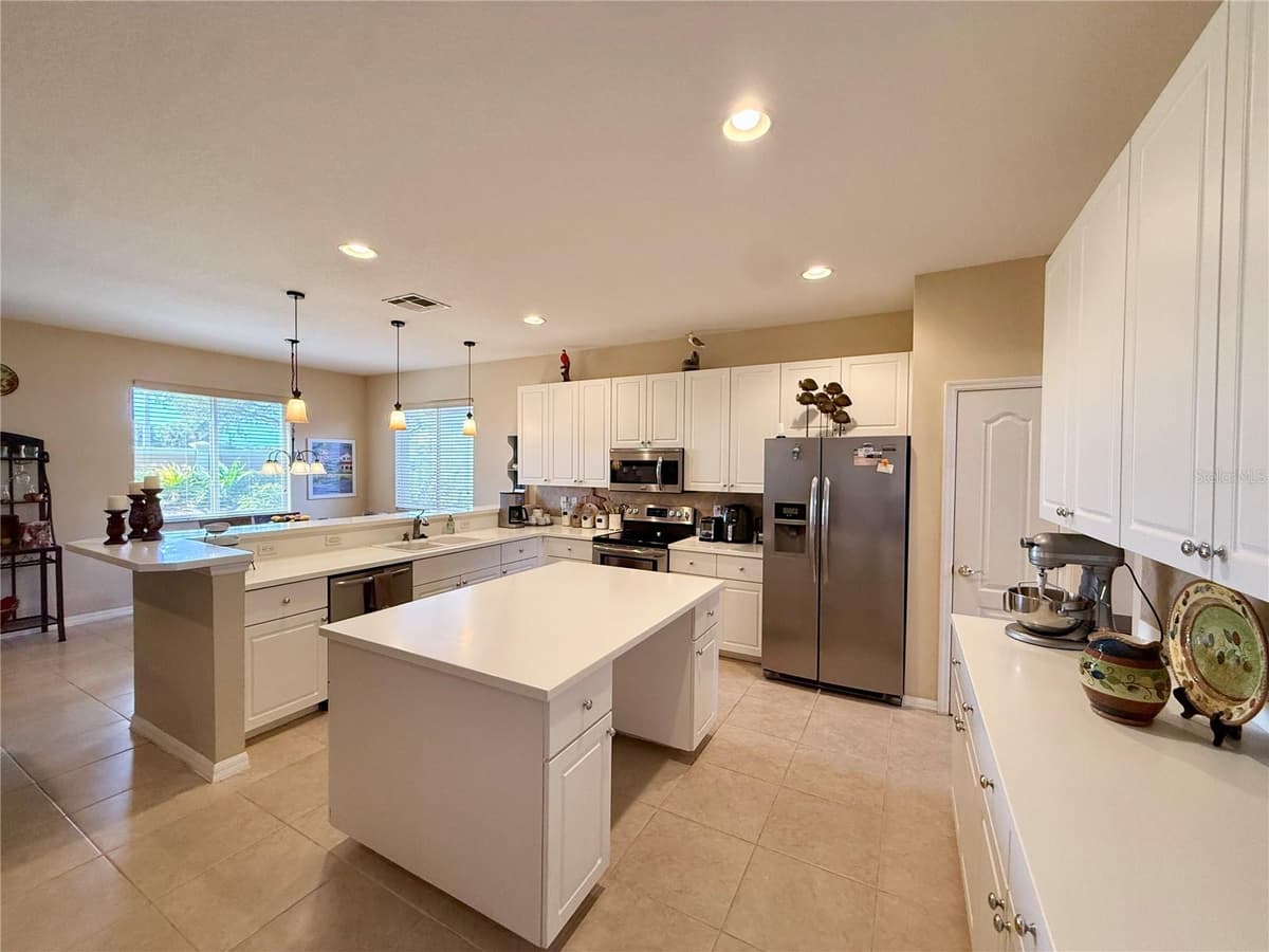 15470 LAGUNA HILLS DRIVE — photo 9 of 49