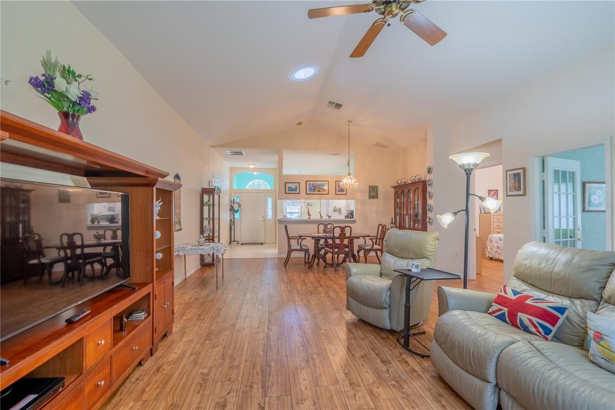 10971 69TH CIRCLE — photo 4 of 51