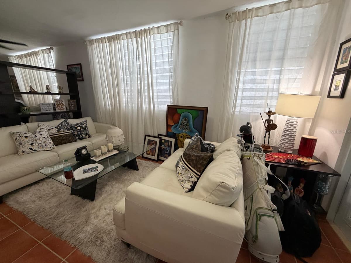 163 CALLE 7 — photo 16 of 36