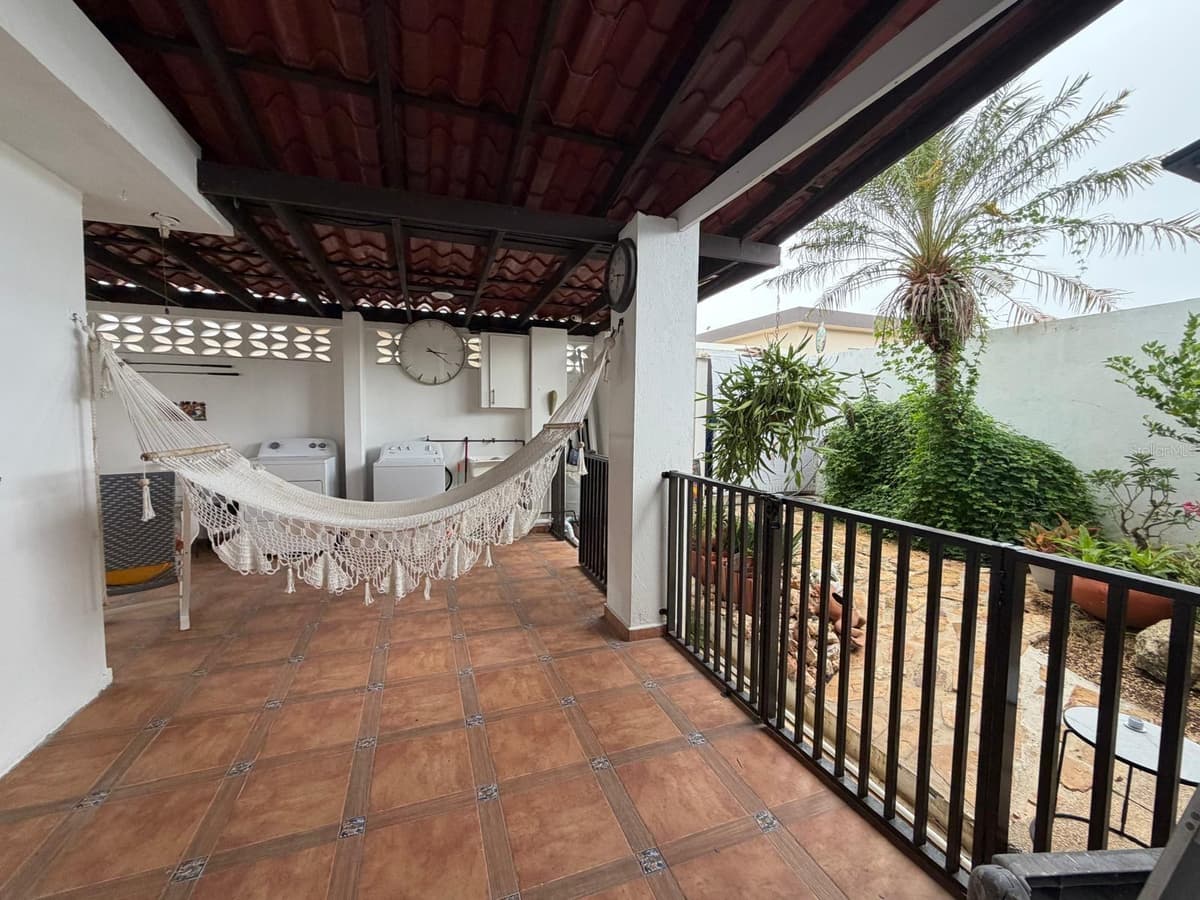 163 CALLE 7 — photo 33 of 36