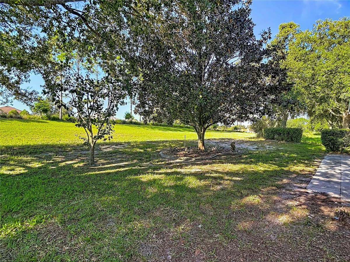 11368 LEEDS DRIVE — photo 27 of 35