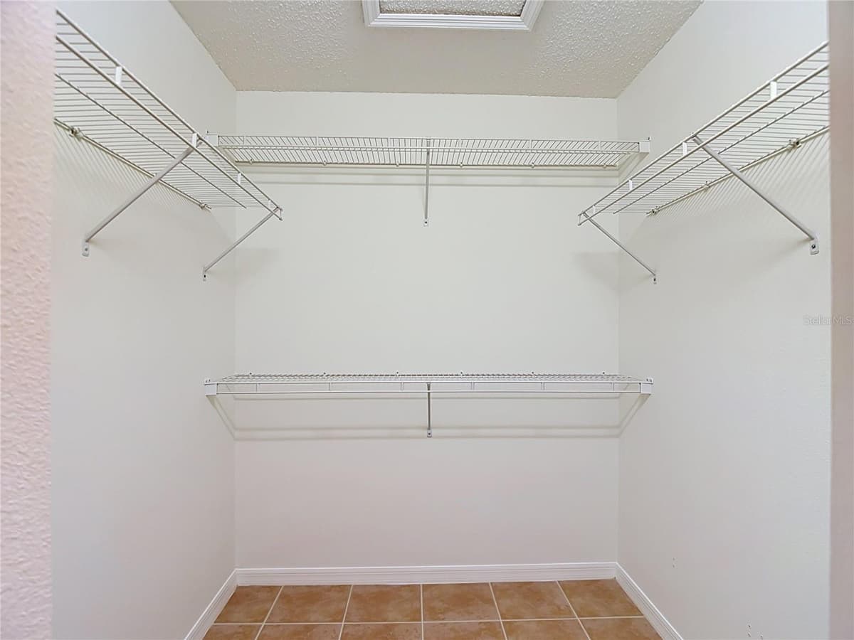 11368 LEEDS DRIVE — photo 18 of 35