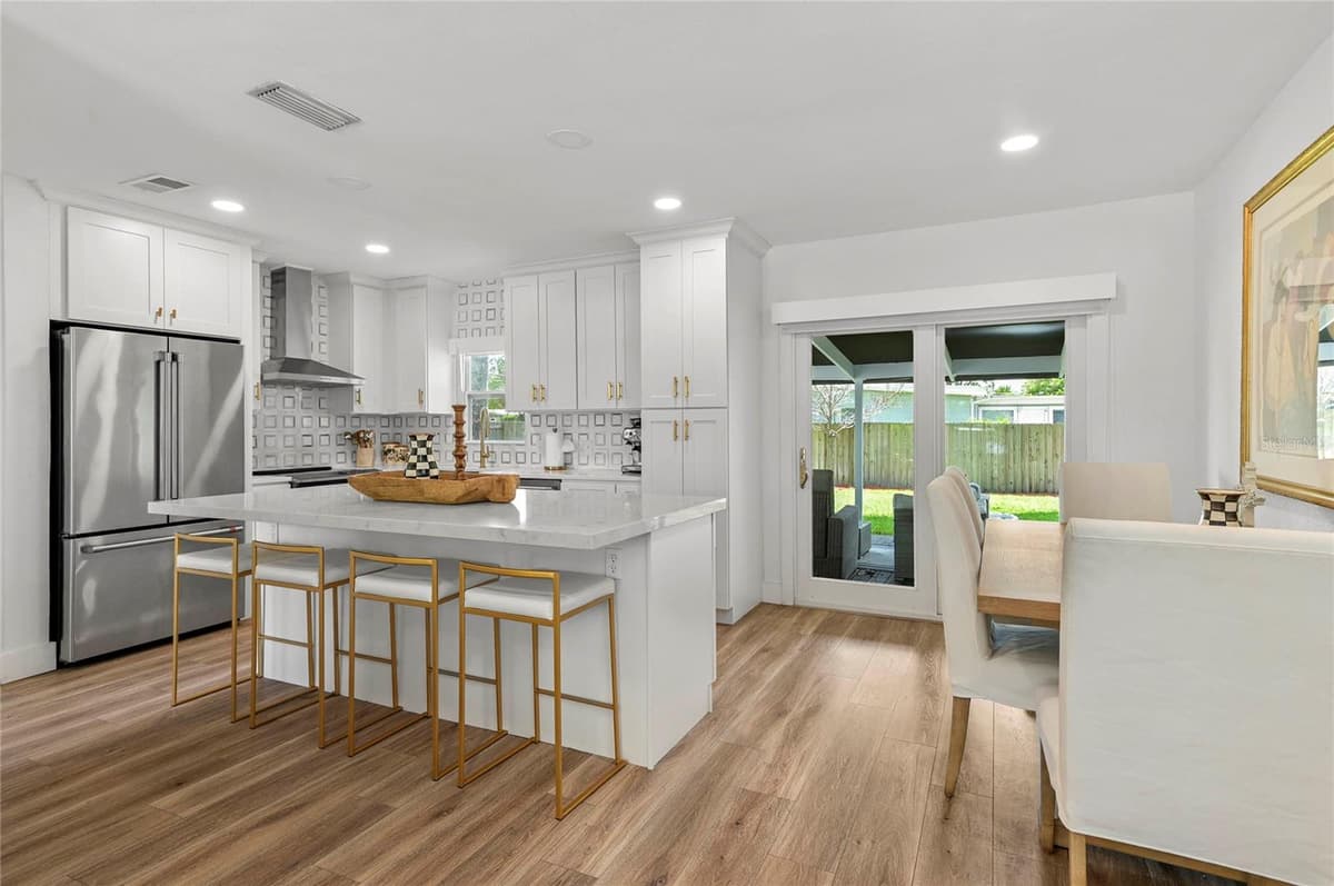 3510 CHELSEA STREET — photo 9 of 34