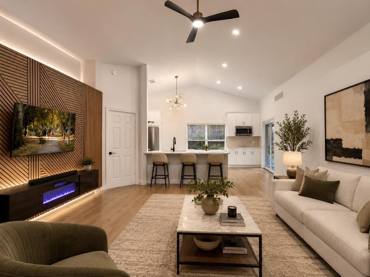 309 BAY STREET — photo 5 of 30