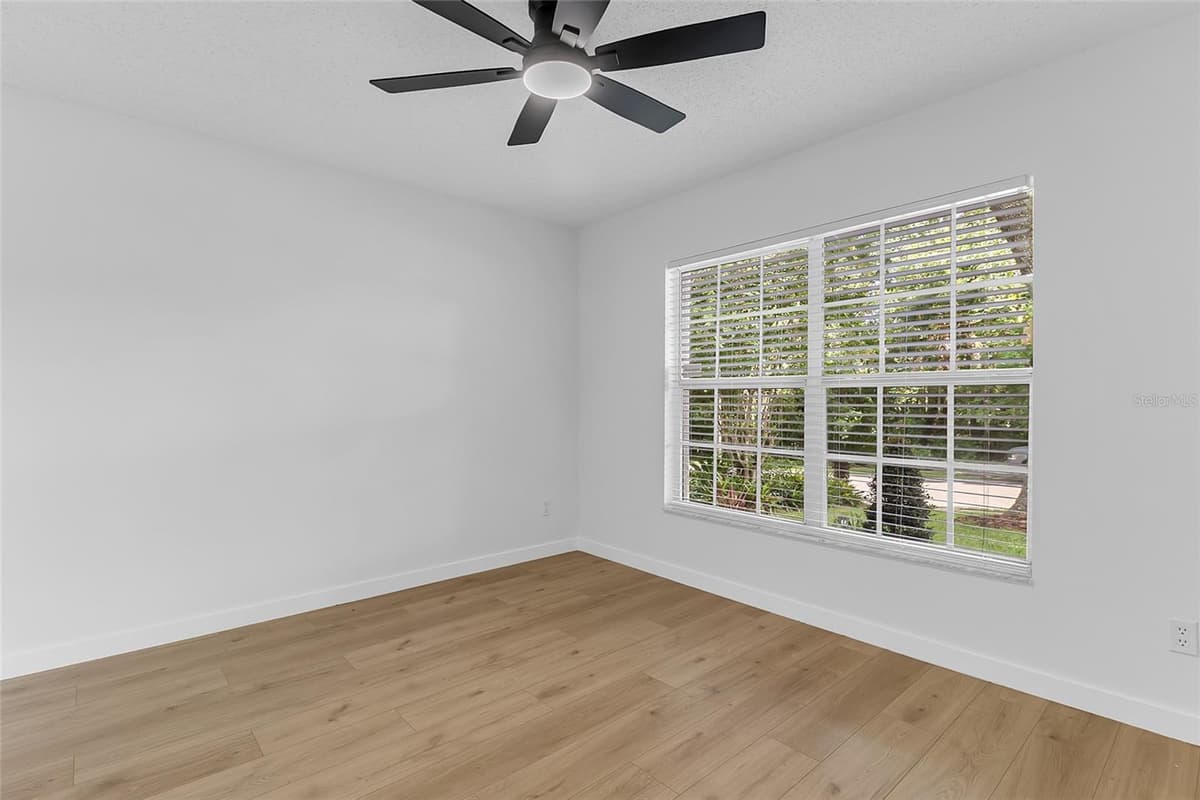 309 BAY STREET — photo 26 of 30
