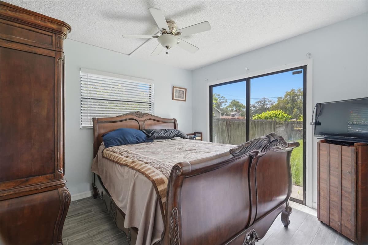 1304 BOYER STREET — photo 15 of 28