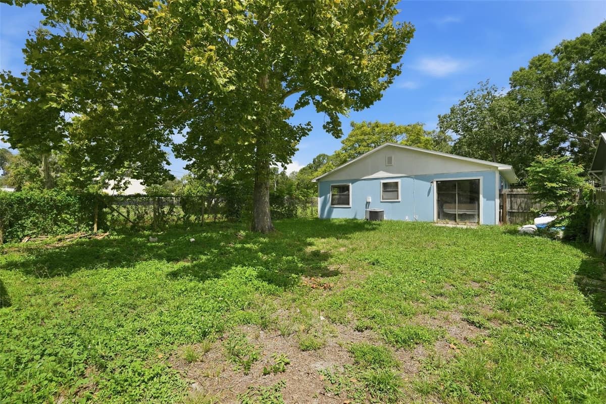 1304 BOYER STREET — photo 27 of 28