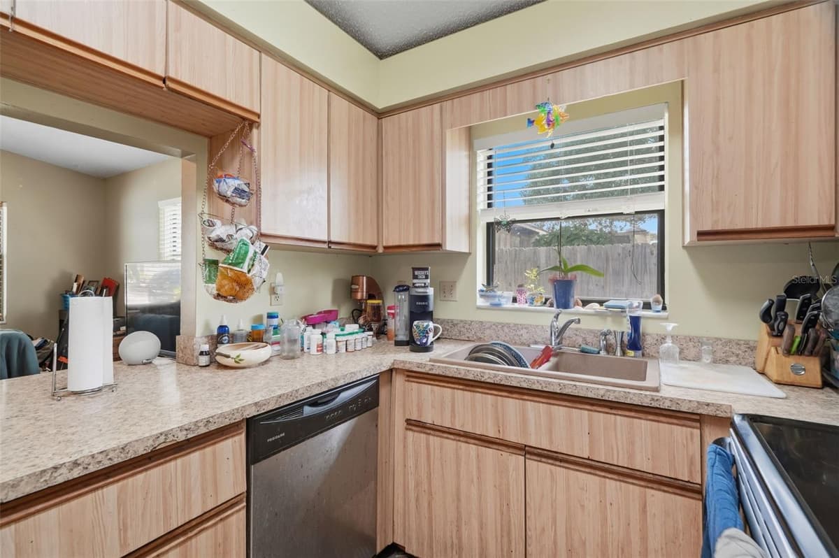 1304 BOYER STREET — photo 13 of 28