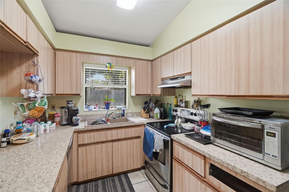 1304 BOYER STREET — photo 11 of 28