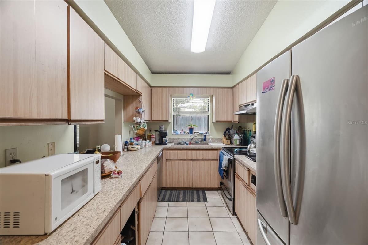 1304 BOYER STREET — photo 10 of 28
