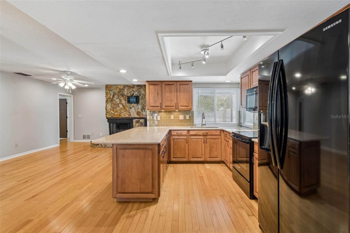 11798 DAVID COURT — photo 8 of 51