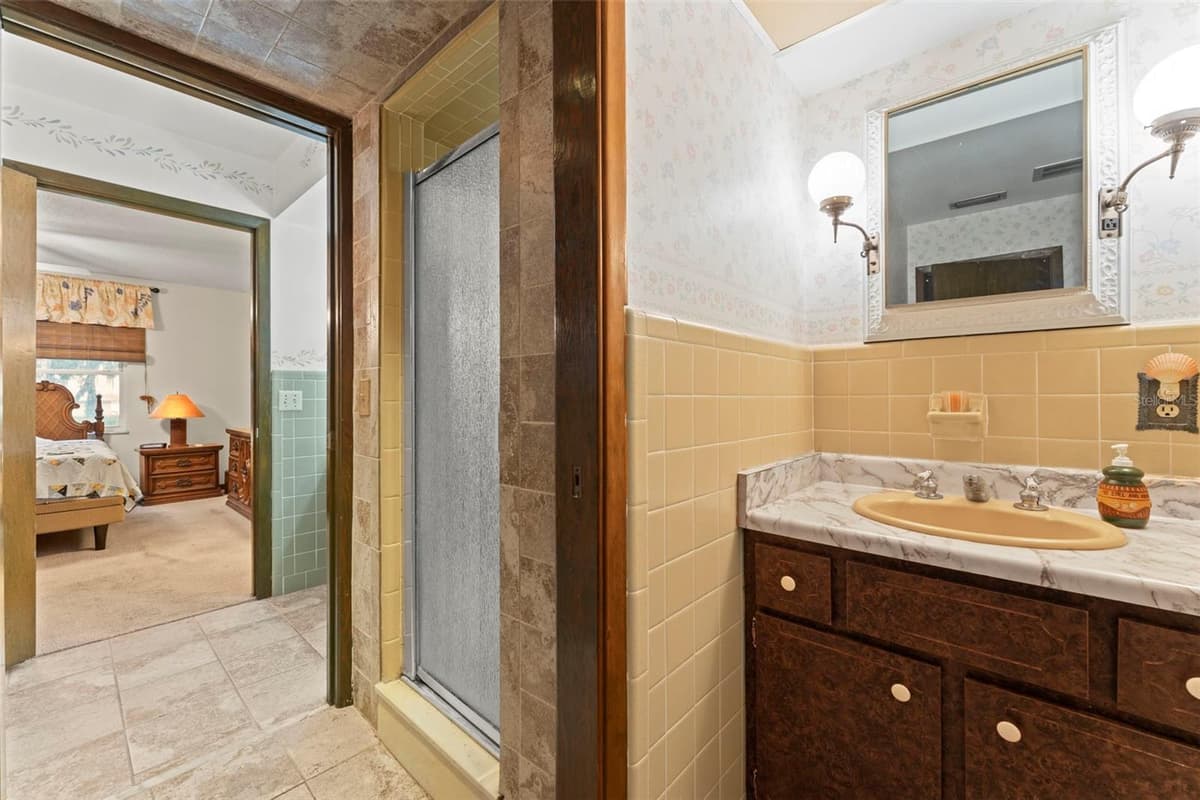 5251 LAKE JESSAMINE DRIVE — photo 24 of 62