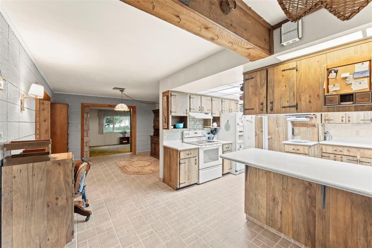 5251 LAKE JESSAMINE DRIVE — photo 16 of 62