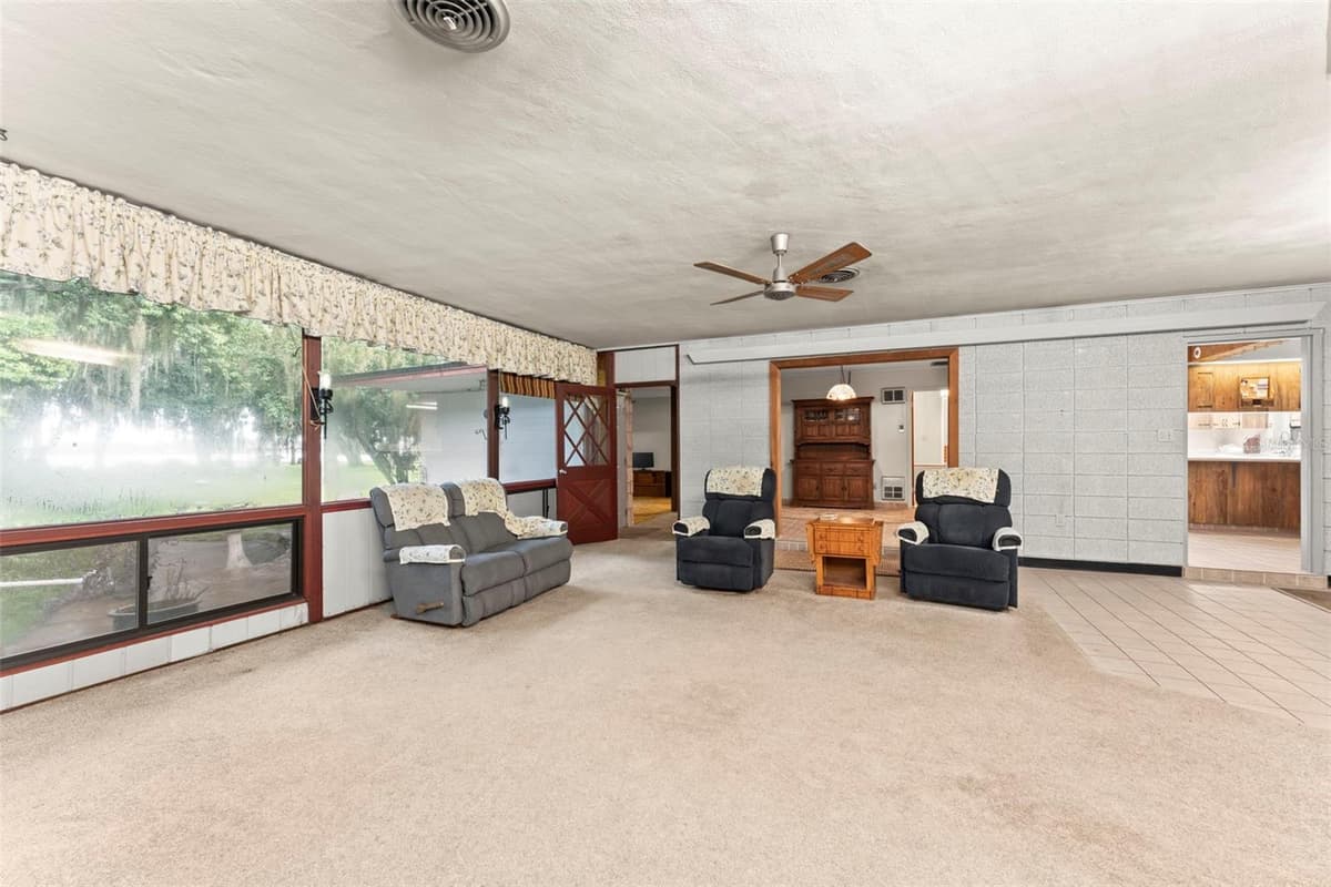 5251 LAKE JESSAMINE DRIVE — photo 9 of 62