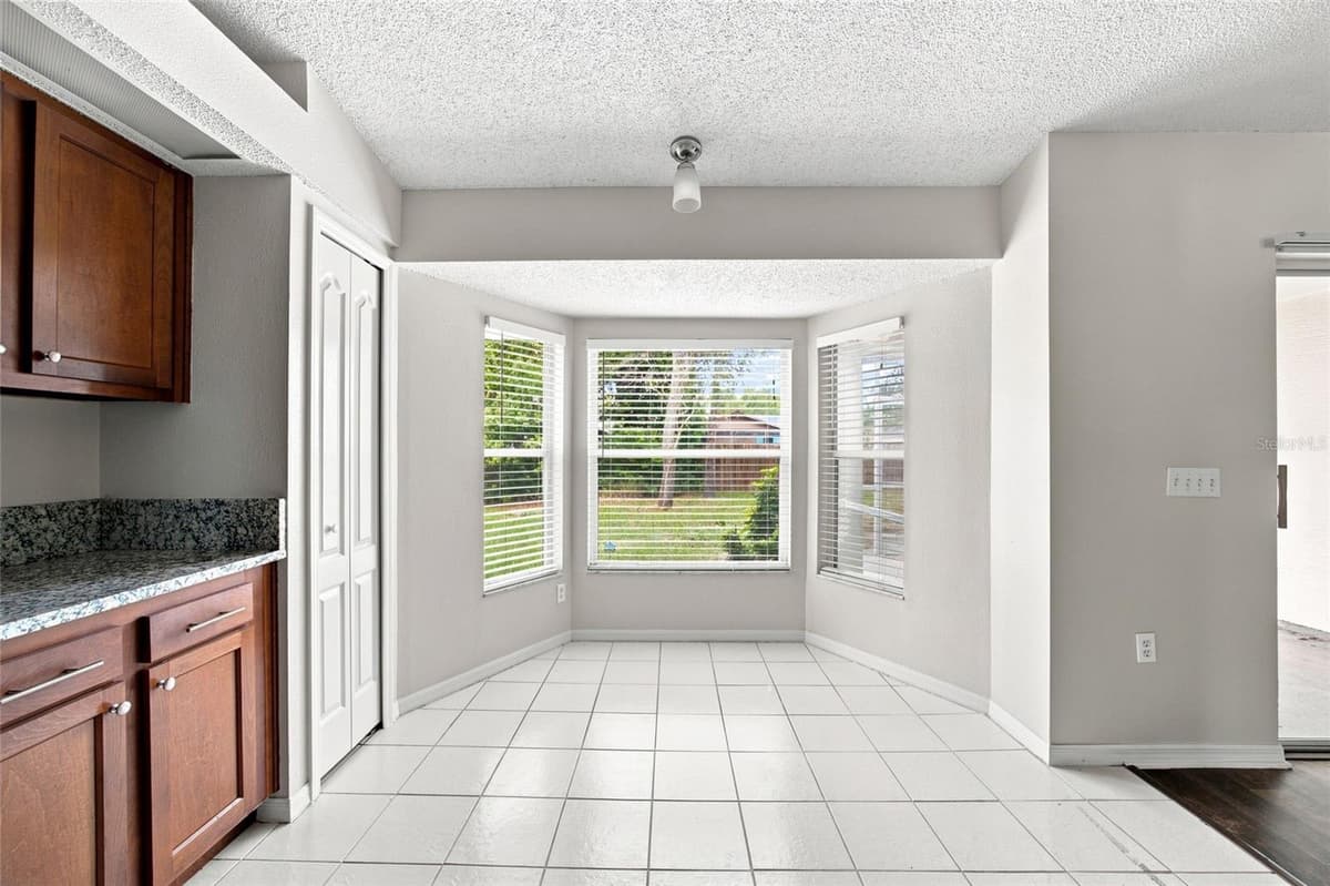3191 DELTONA BOULEVARD — photo 12 of 36