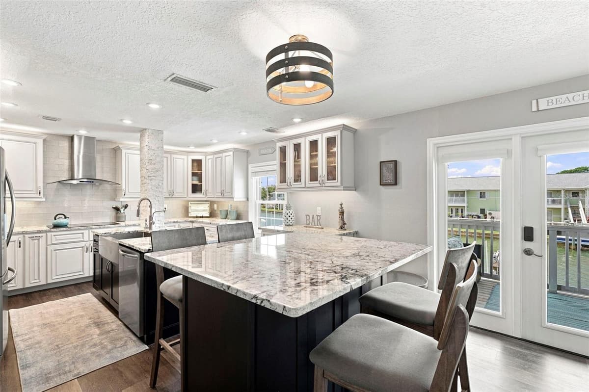 5023 STARFISH DRIVE — photo 7 of 56