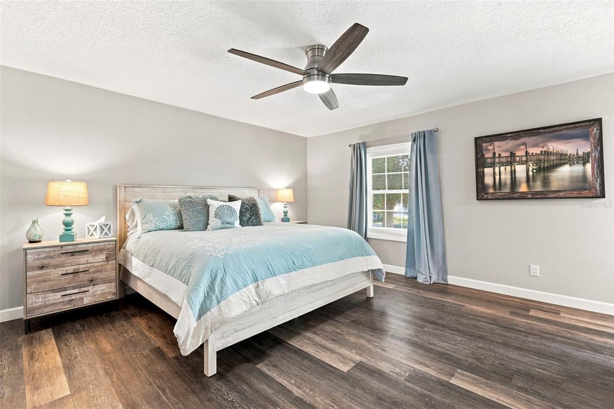 5023 STARFISH DRIVE — photo 19 of 56