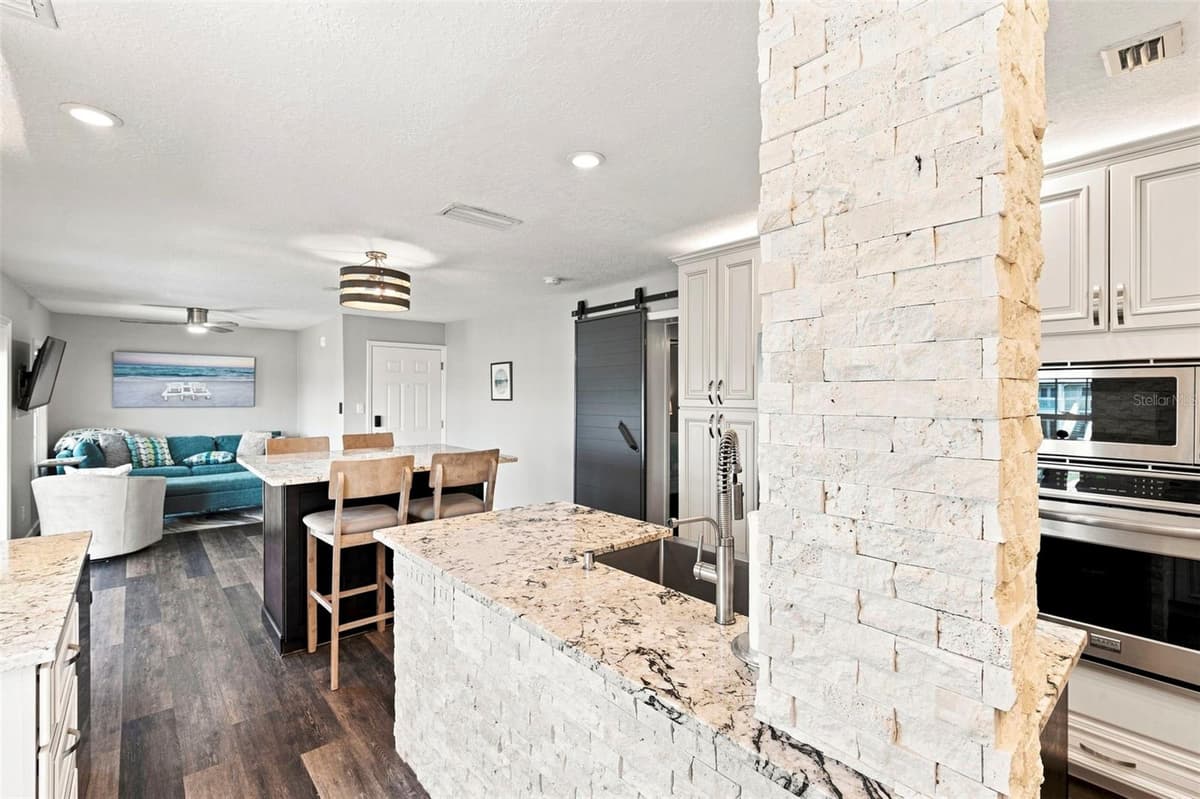 5023 STARFISH DRIVE — photo 13 of 56