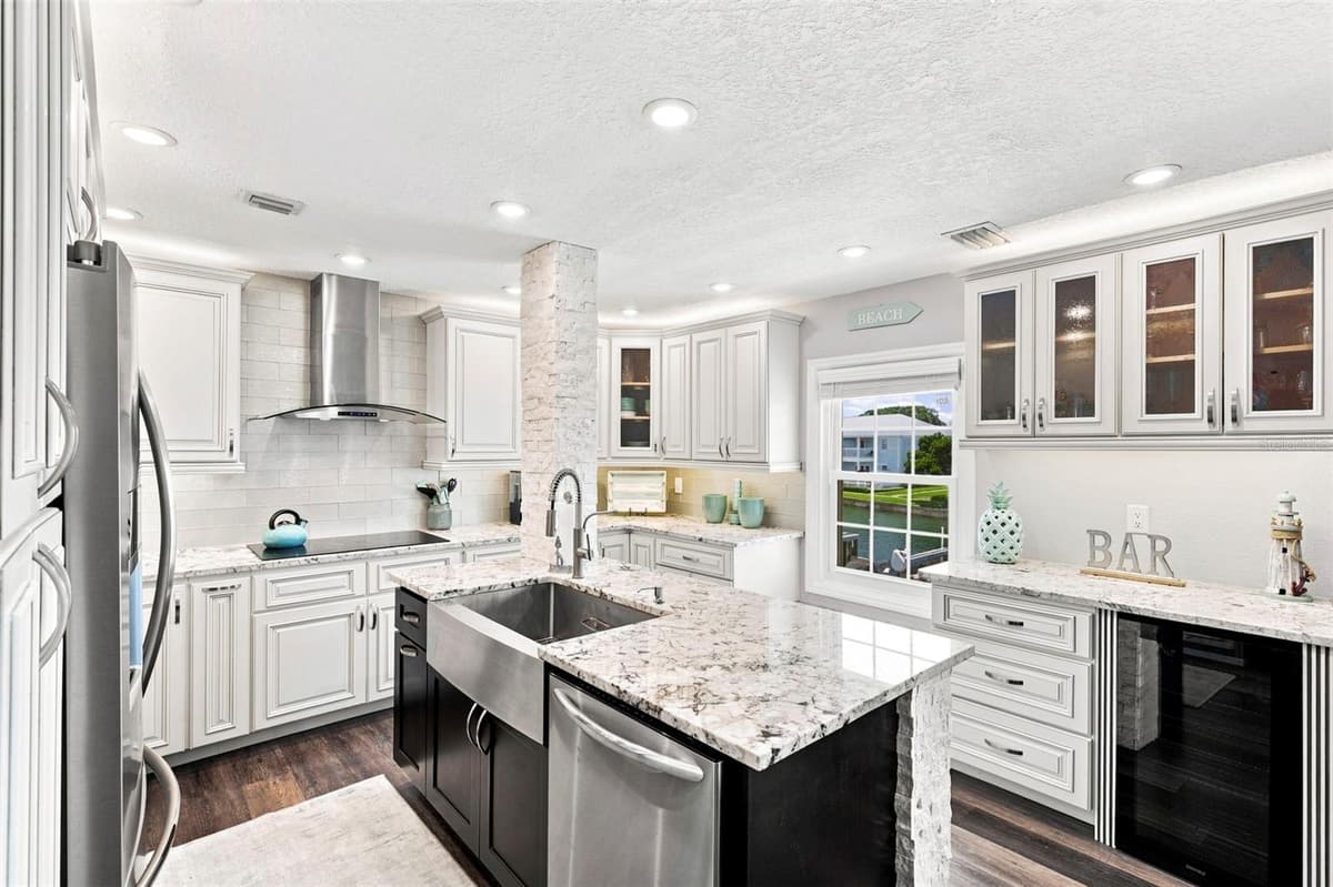 5023 STARFISH DRIVE — photo 17 of 56