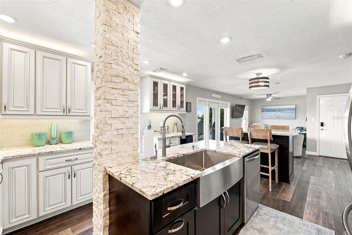 5023 STARFISH DRIVE — photo 14 of 56