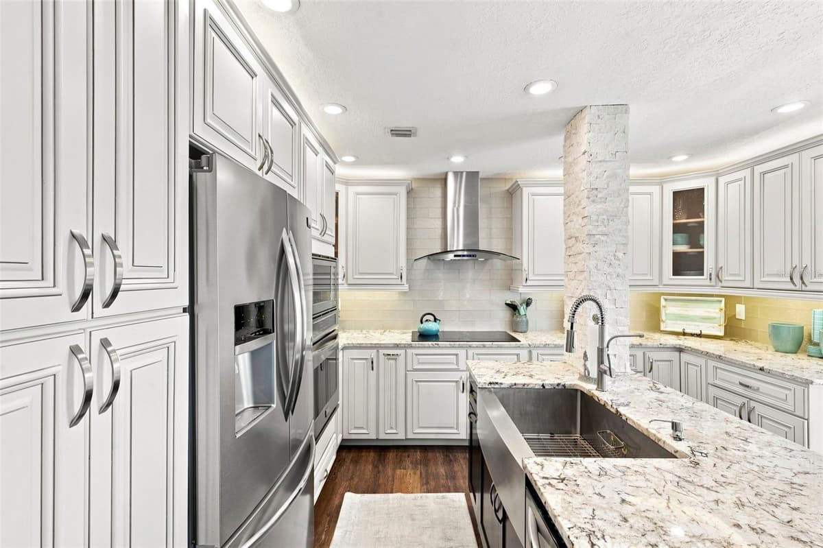 5023 STARFISH DRIVE — photo 16 of 56