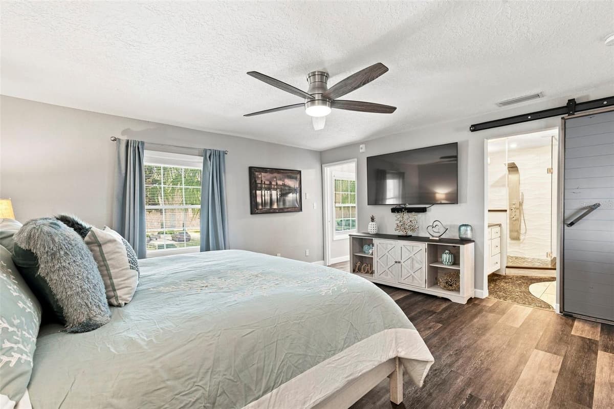 5023 STARFISH DRIVE — photo 23 of 56