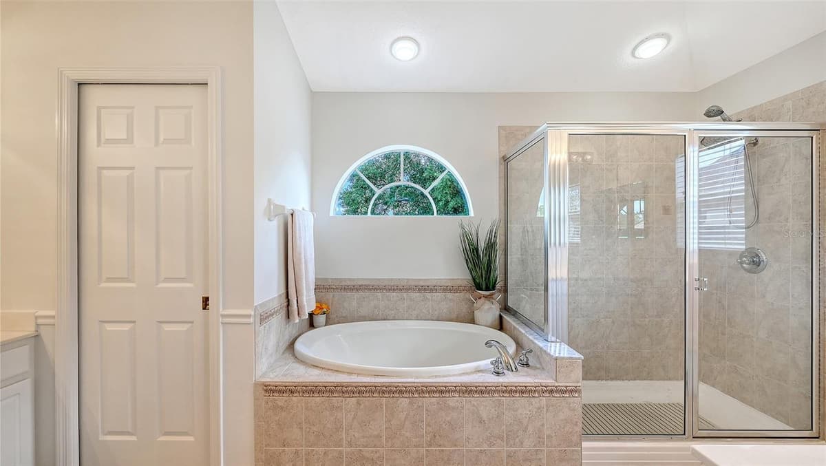 4410 67TH AVENUE CIRCLE — photo 33 of 48