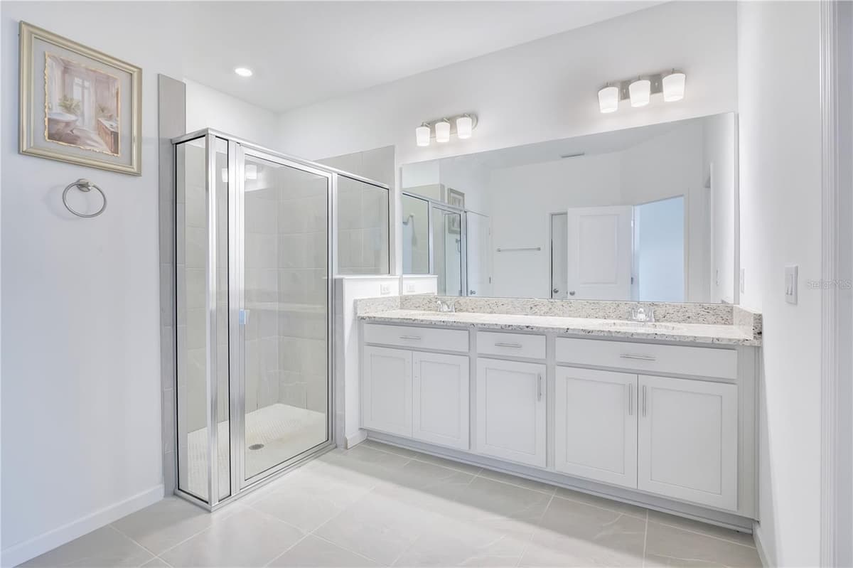 437 SILVER PALM DRIVE — photo 15 of 35