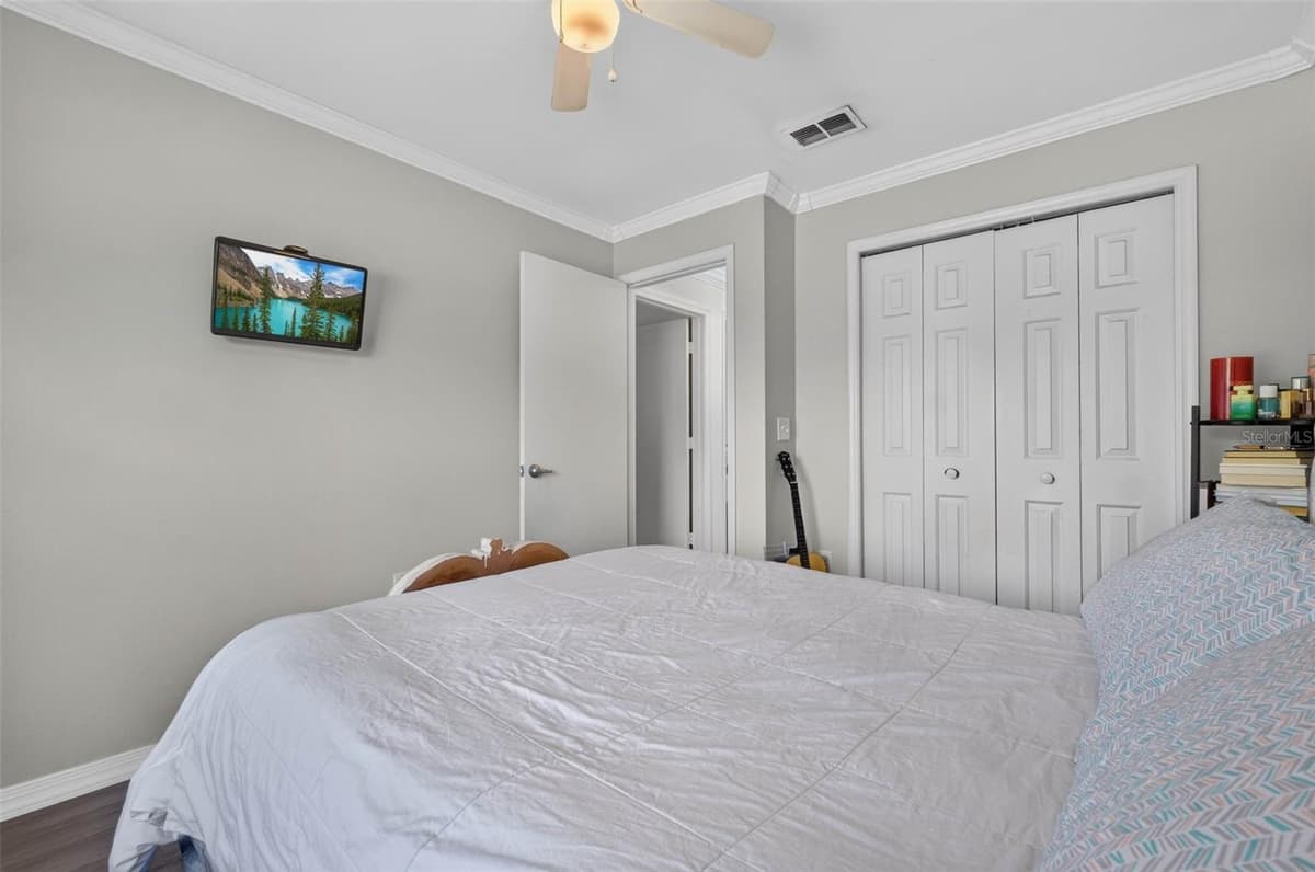 722 HUNT DRIVE — photo 36 of 59