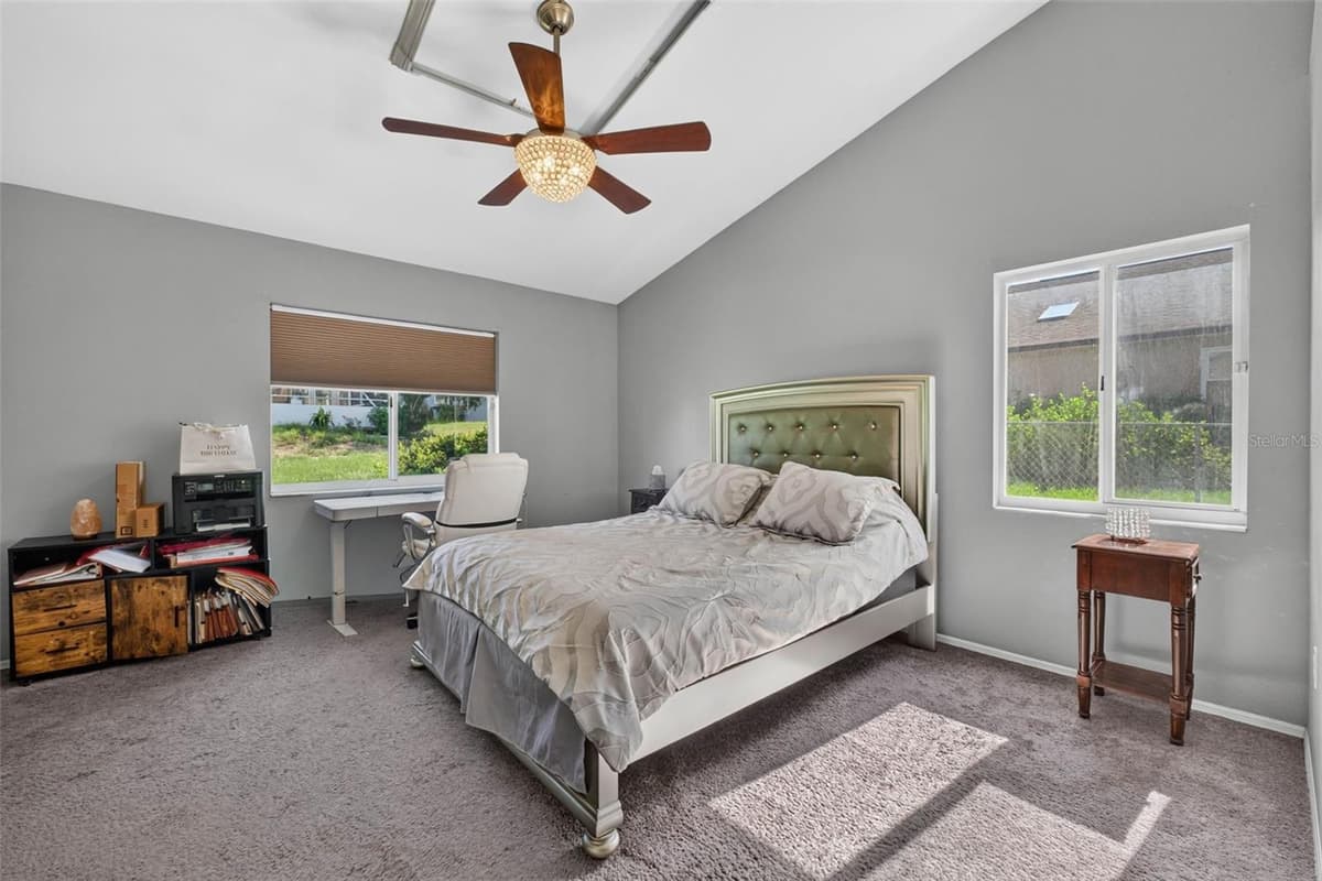 722 HUNT DRIVE — photo 23 of 59