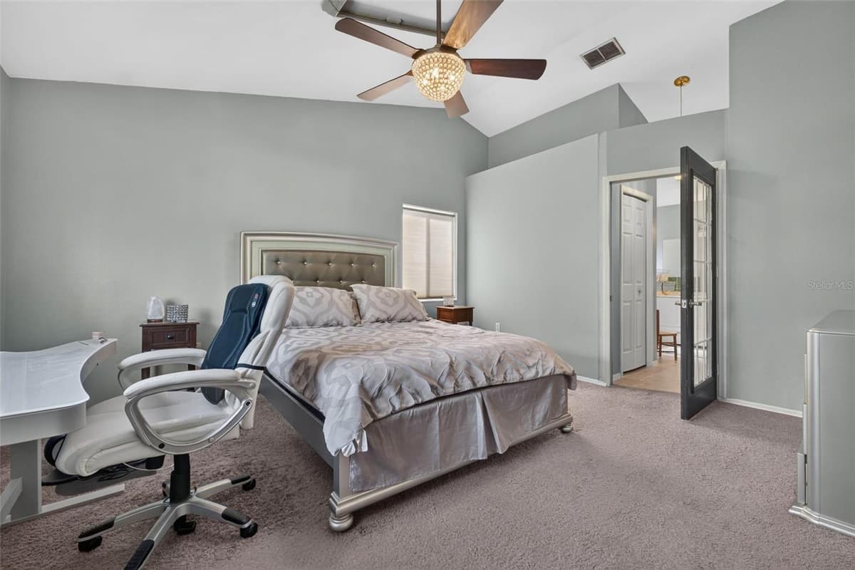 722 HUNT DRIVE — photo 25 of 59