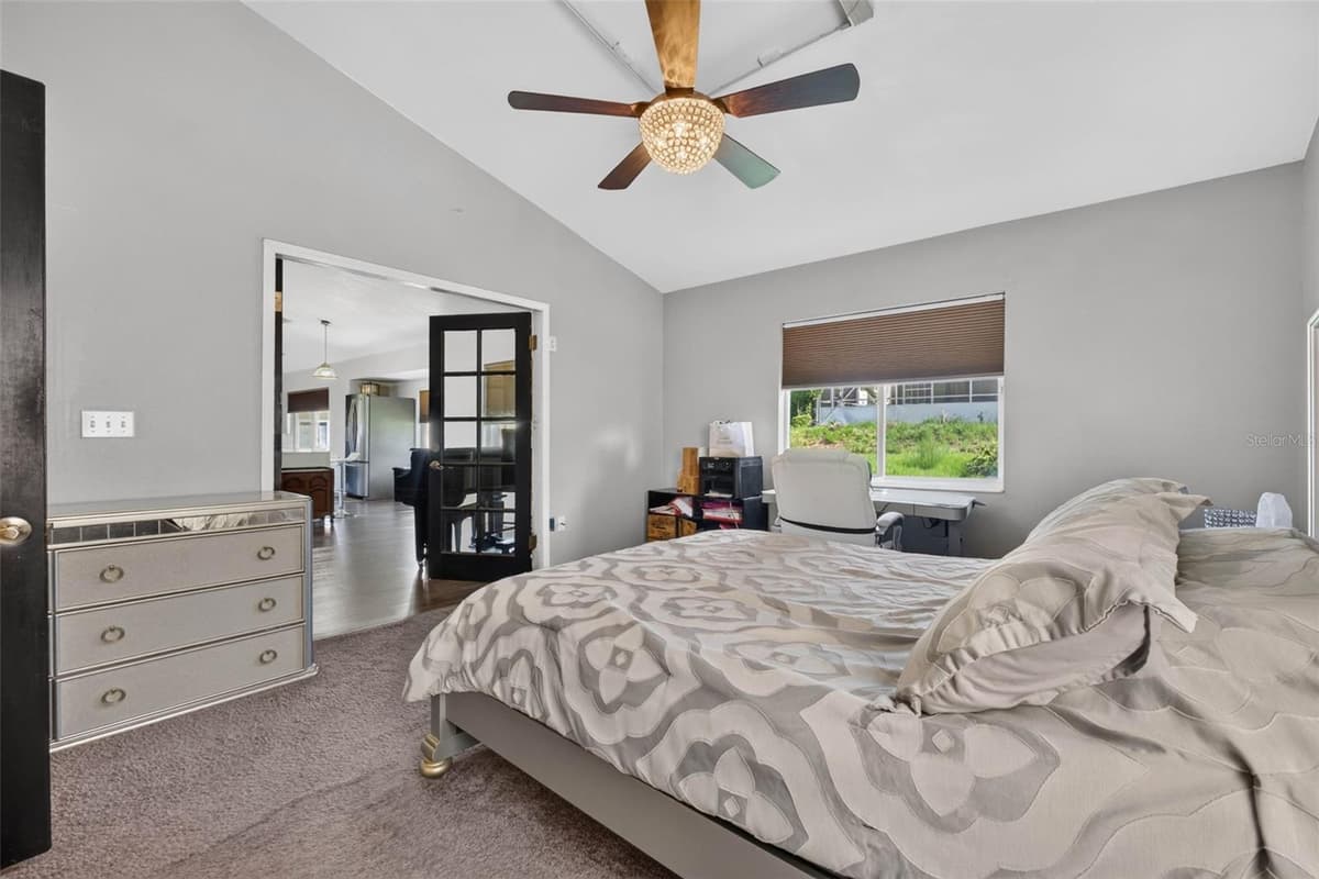 722 HUNT DRIVE — photo 24 of 59