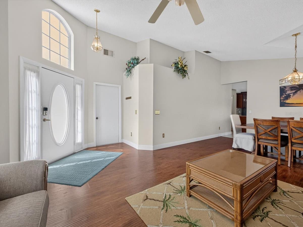 267 ROCHESTER LOOP — photo 13 of 32