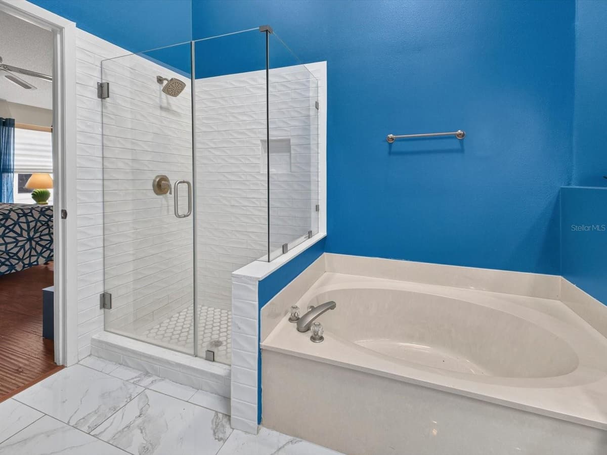 267 ROCHESTER LOOP — photo 18 of 32