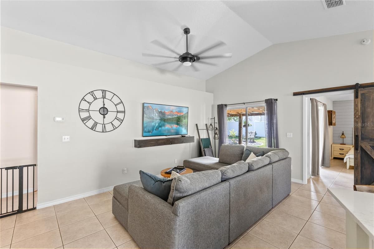 1312 CORSINO ST — photo 8 of 29
