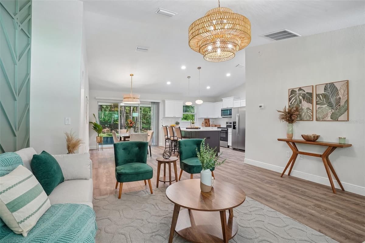 10115 ATHENIA DRIVE — photo 9 of 55