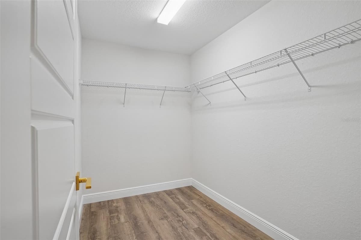 10115 ATHENIA DRIVE — photo 24 of 55