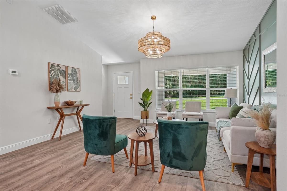 10115 ATHENIA DRIVE — photo 8 of 55