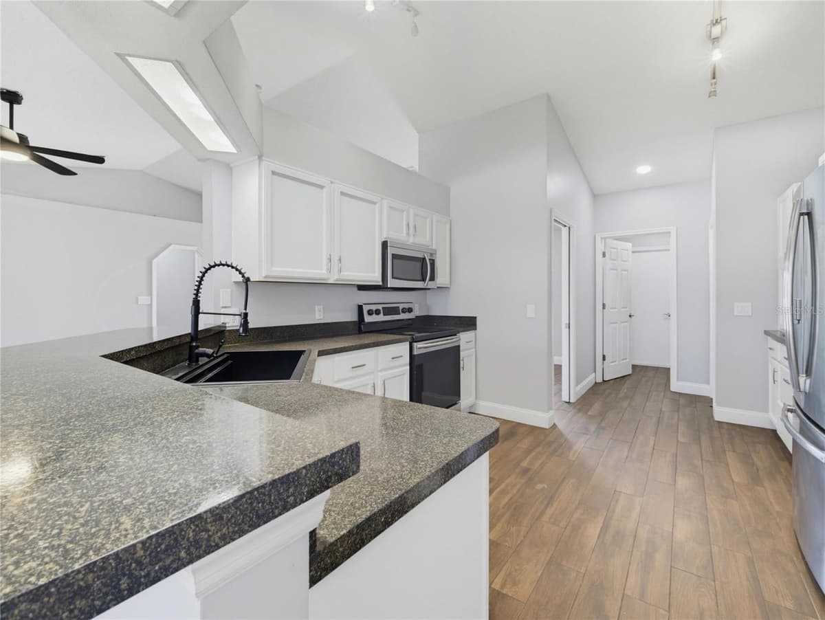 5719 SWEETHEART COURT — photo 34 of 49