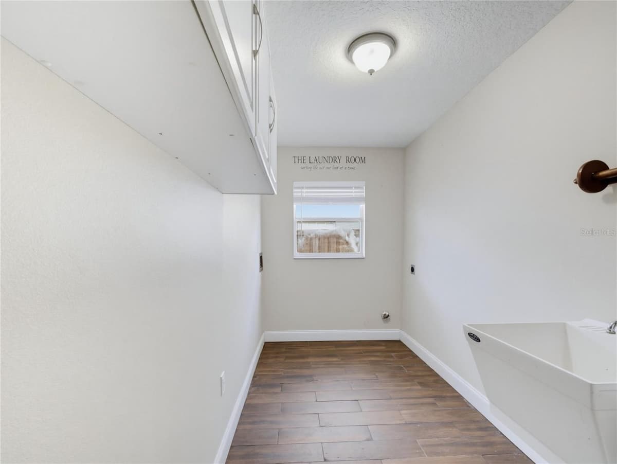 5719 SWEETHEART COURT — photo 39 of 49