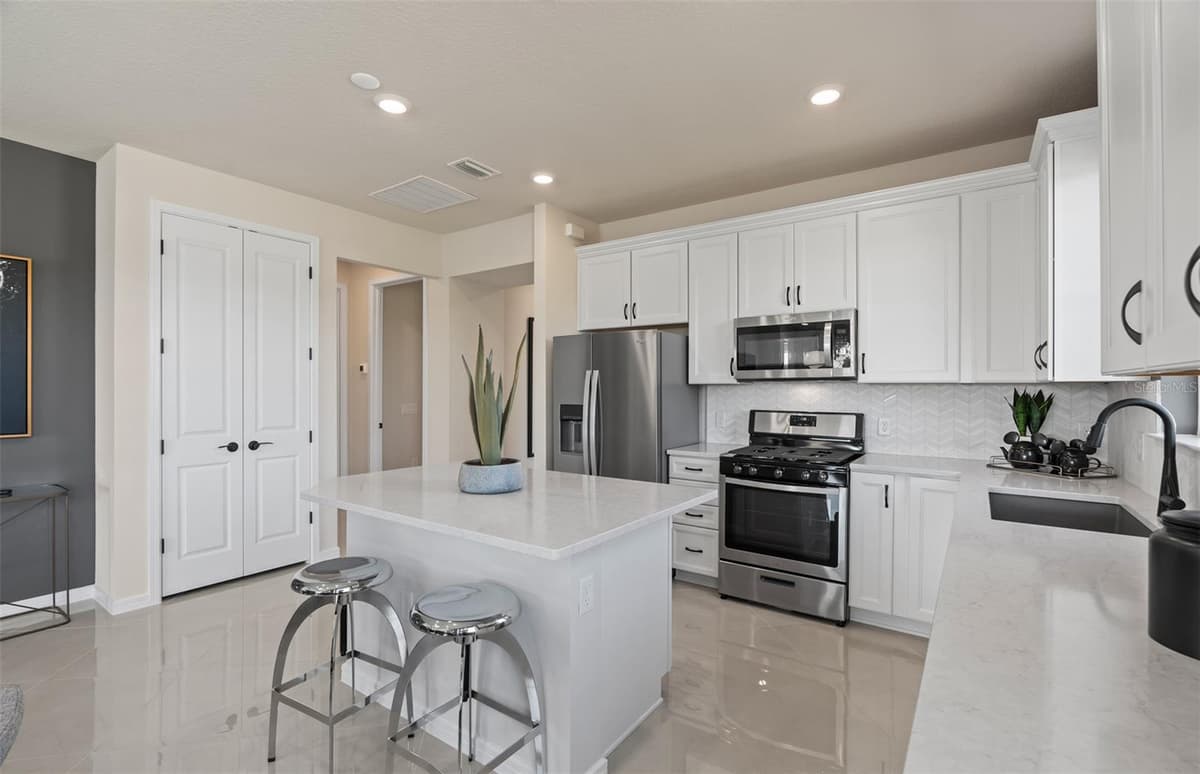 8853 BLISSFUL BREEZE TRAIL — photo 10 of 30