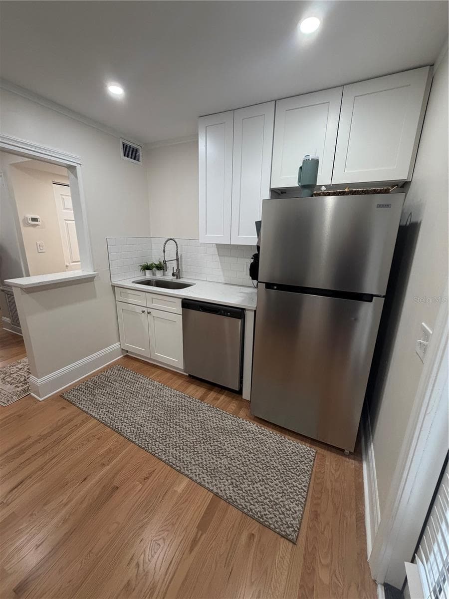 1409 SUNSET DRIVE — photo 12 of 33