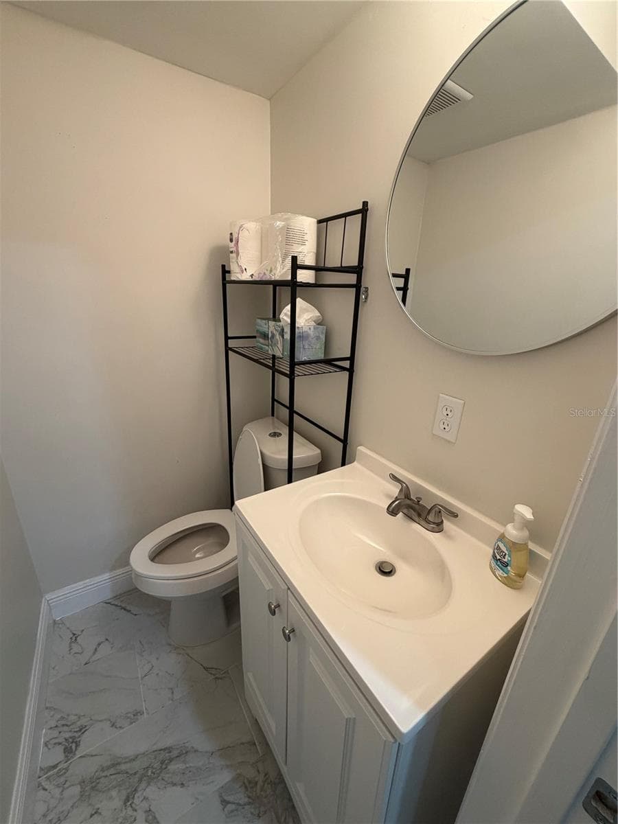 1409 SUNSET DRIVE — photo 21 of 33