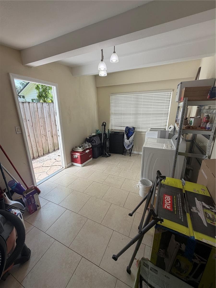 1409 SUNSET DRIVE — photo 27 of 33