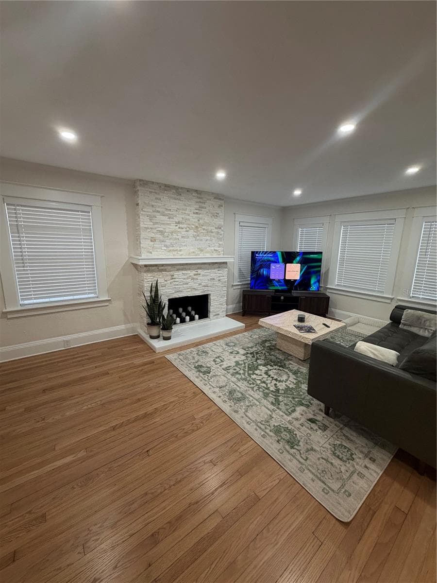 1409 SUNSET DRIVE — photo 7 of 33