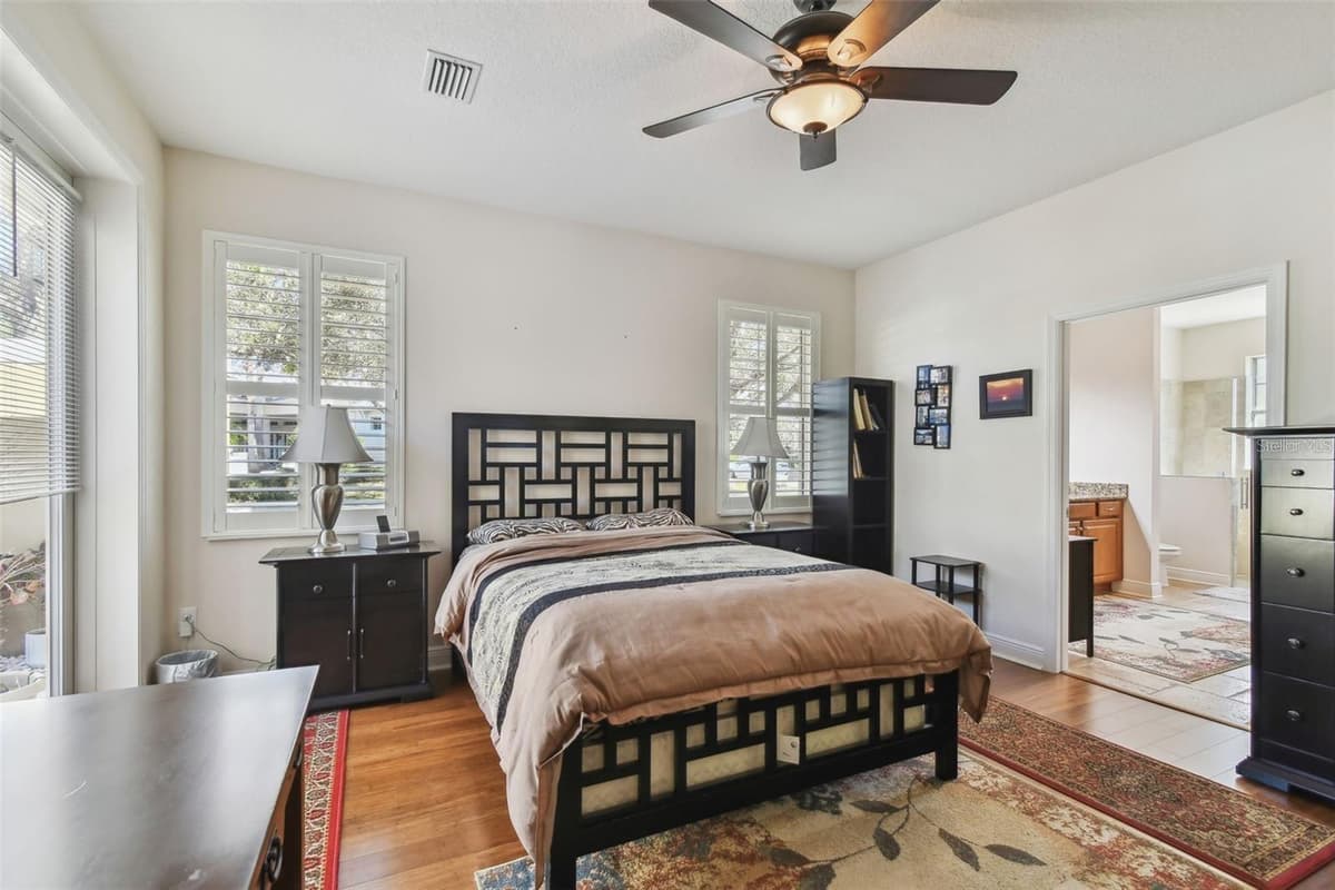 11329 RAVINIA PARK BOULEVARD — photo 16 of 60