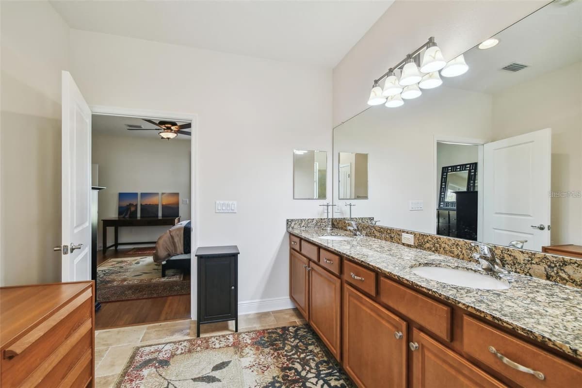 11329 RAVINIA PARK BOULEVARD — photo 19 of 60