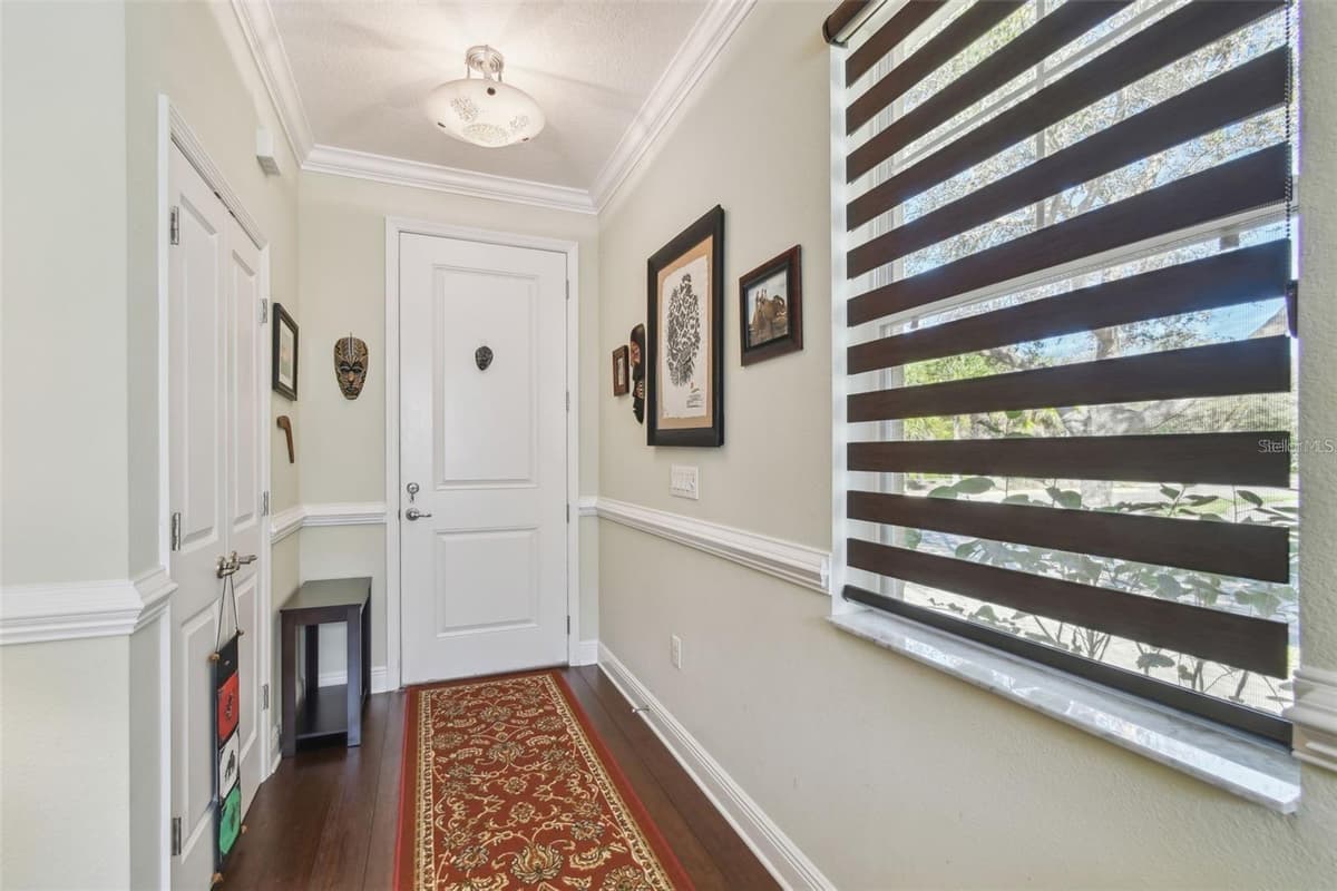 11329 RAVINIA PARK BOULEVARD — photo 5 of 60